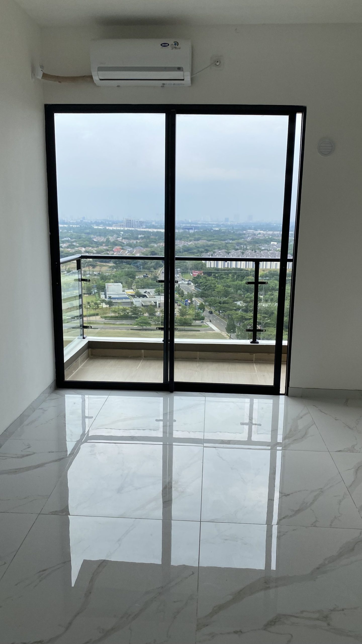 Apartment Sky House BSD+ 4