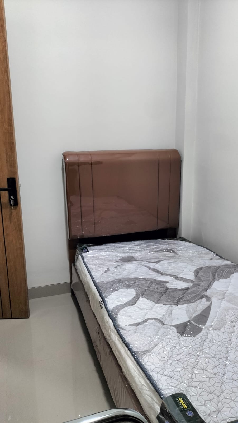 Kamar 12